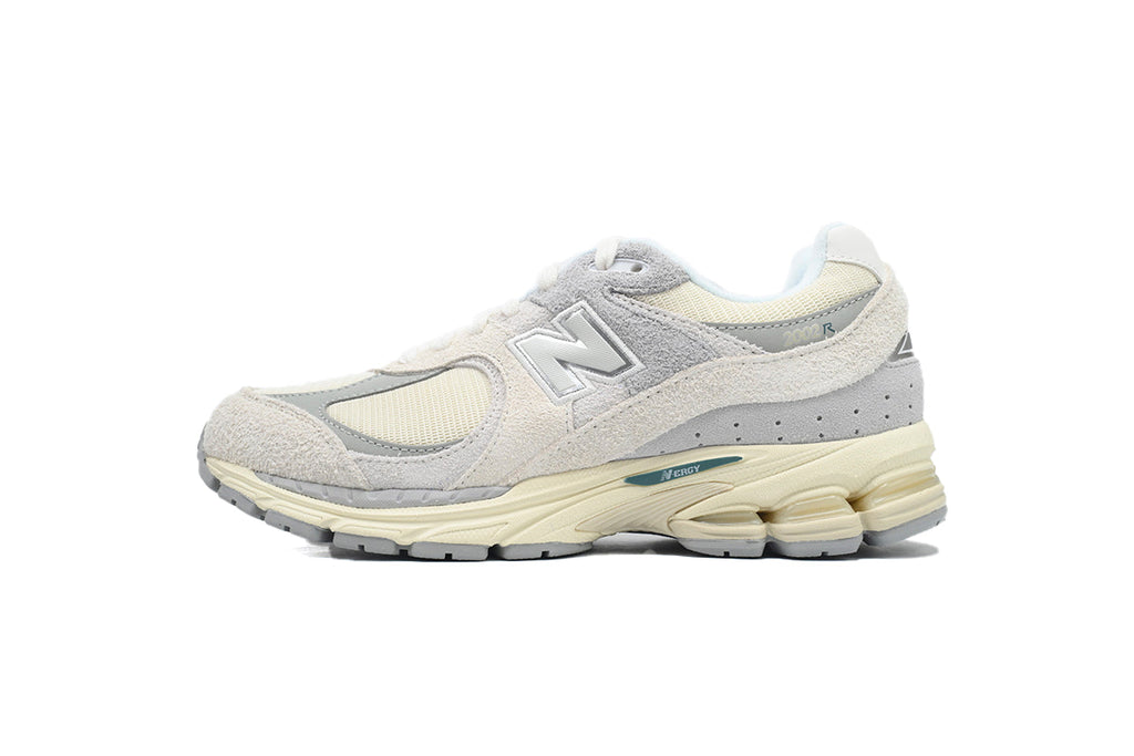 New Balance 2002R Linen Repssneakers M2002REK